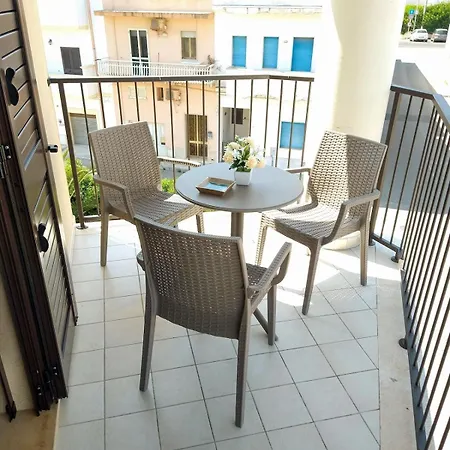 Apartamento Casa Lucilla Vicino Castello E Centro Storico *